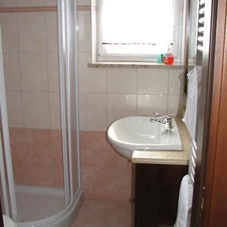 Pod Slavnikom 3* Podgorje (Koper)
