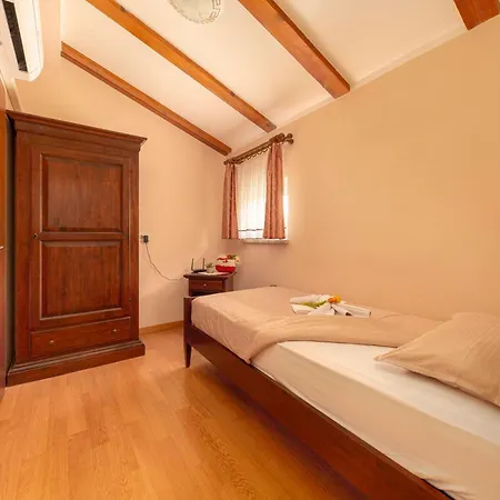 Casa de hóspedes Pod Slavnikom Podgorje (Koper)