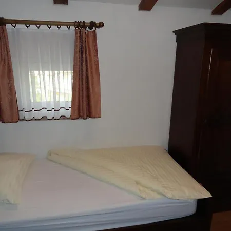 Pod Slavnikom Podgorje (Koper)