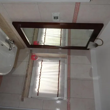 Pod Slavnikom 3* Podgorje (Koper)