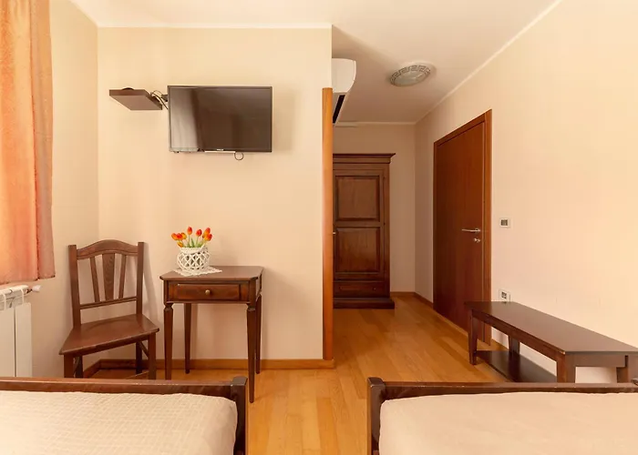 Casa de hóspedes Pod Slavnikom 3*